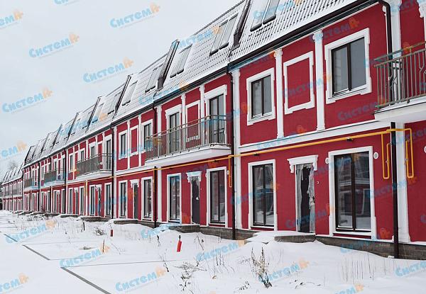 Обрамление фасада из элементов фасадного декора  Обрамление фасада из элементов фасадного декора